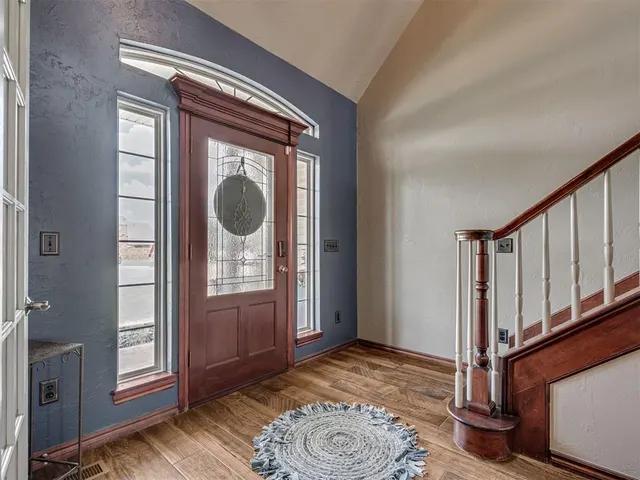 Photo 3 — 2005 Oak Circle, Piedmont, OK 73078