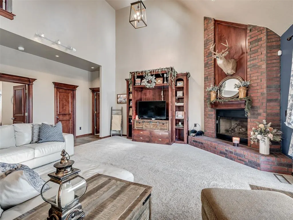 Photo 5 — 2005 Oak Circle, Piedmont, OK 73078