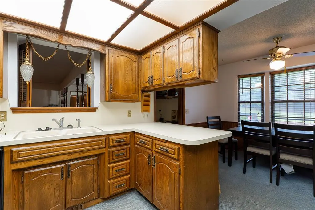 Photo 18 — 205 Randolph Road, Clinton, OK 73601