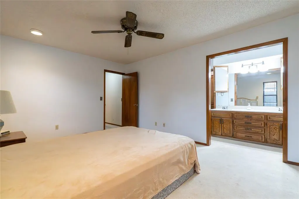 Photo 30 — 205 Randolph Road, Clinton, OK 73601