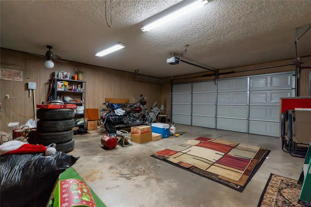 Photo 40 — 205 Randolph Road, Clinton, OK 73601
