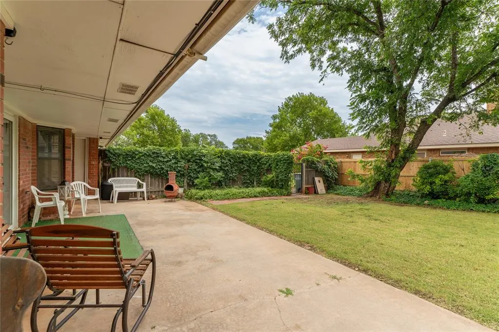 Photo 42 — 205 Randolph Road, Clinton, OK 73601
