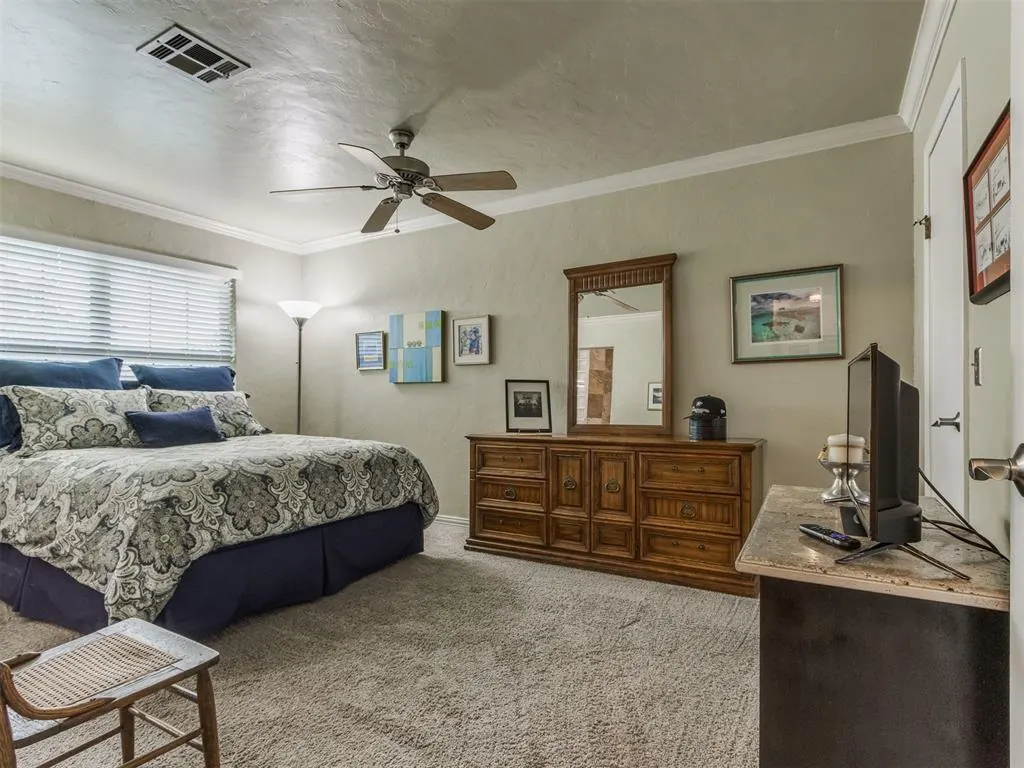 Photo 4 — 6500 N Grand Boulevard 120, Oklahoma City, OK 73116
