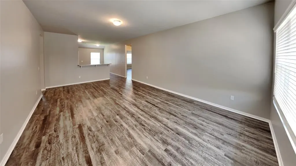 Photo 5 — 1860 Jack Rabbit Lane, El Reno, OK 73036