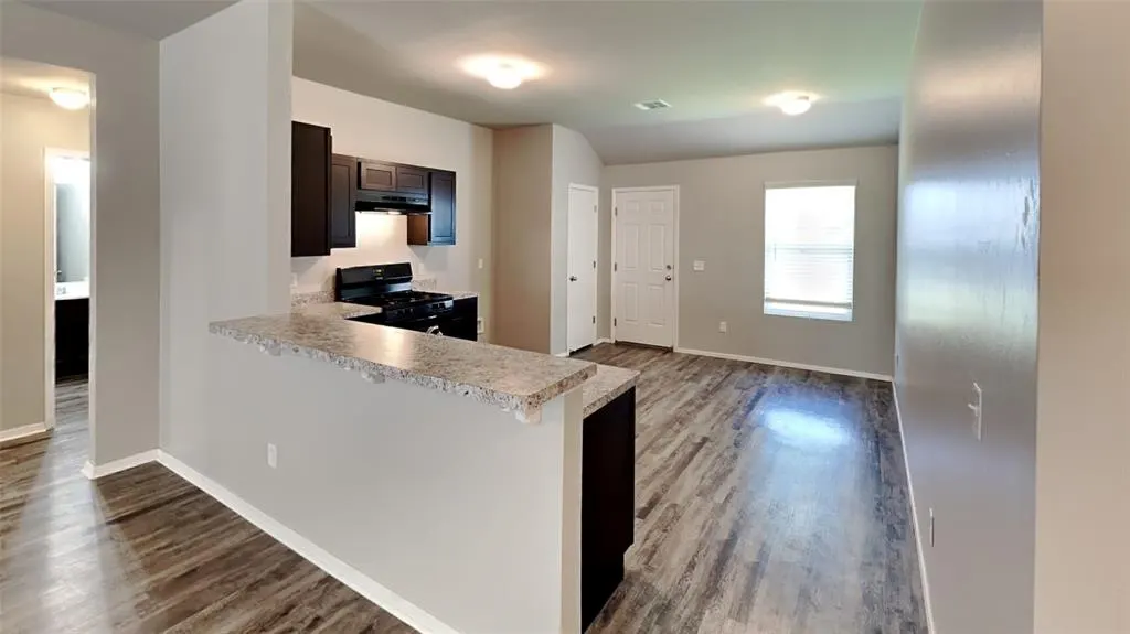 Photo 7 — 1860 Jack Rabbit Lane, El Reno, OK 73036