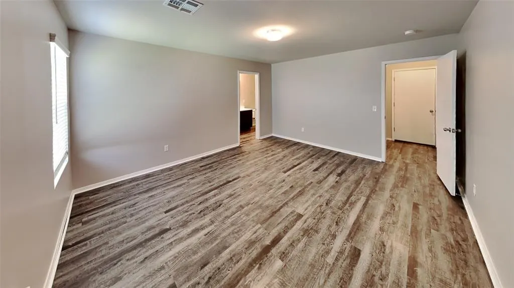 Photo 10 — 1860 Jack Rabbit Lane, El Reno, OK 73036
