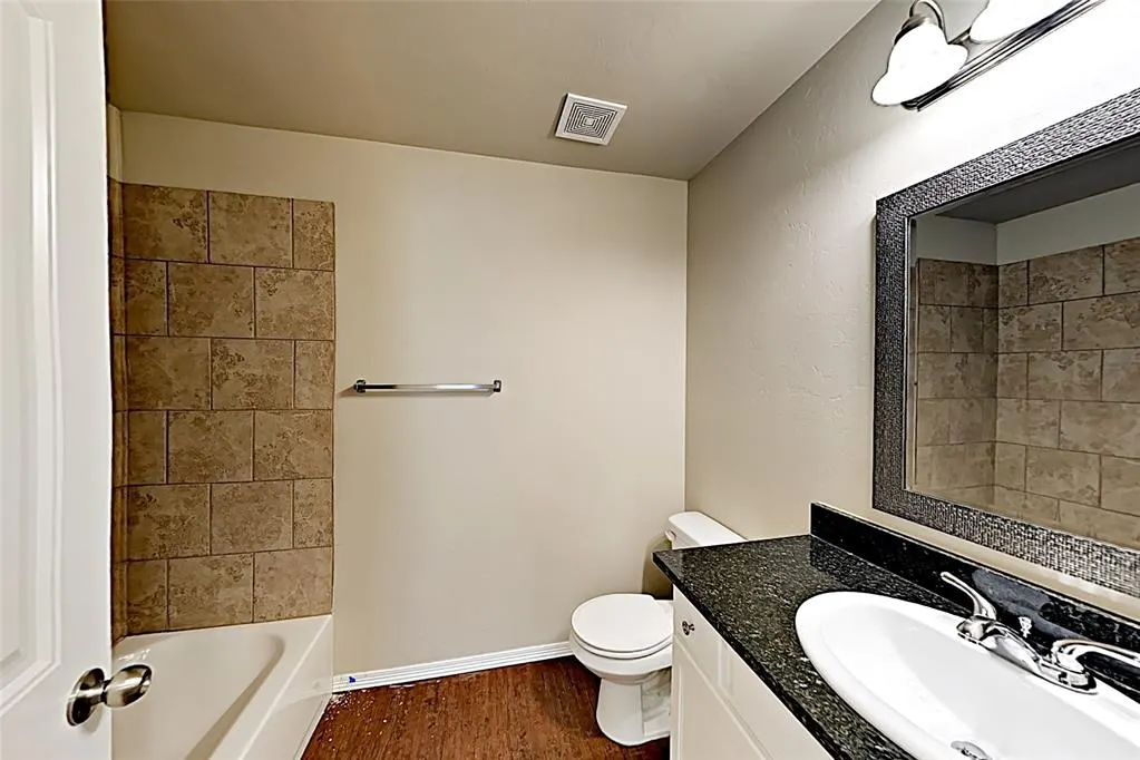 Photo 12 — 138 Saint Charles Way, Midwest City, OK 73130