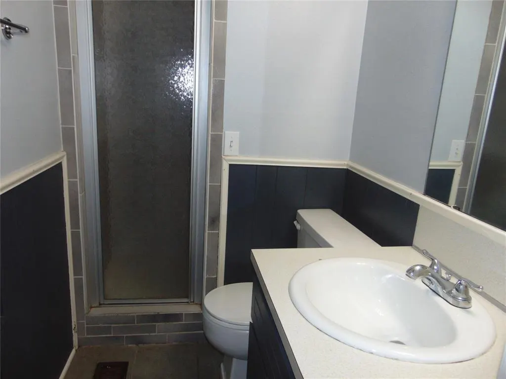 Photo 14 — 613 Montana Street, Jones, OK 73049