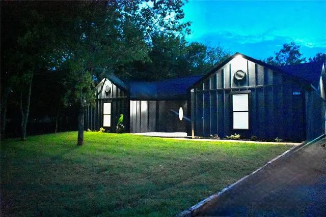 Photo 2 — 1170 County Street 2957, Tuttle, OK 73089