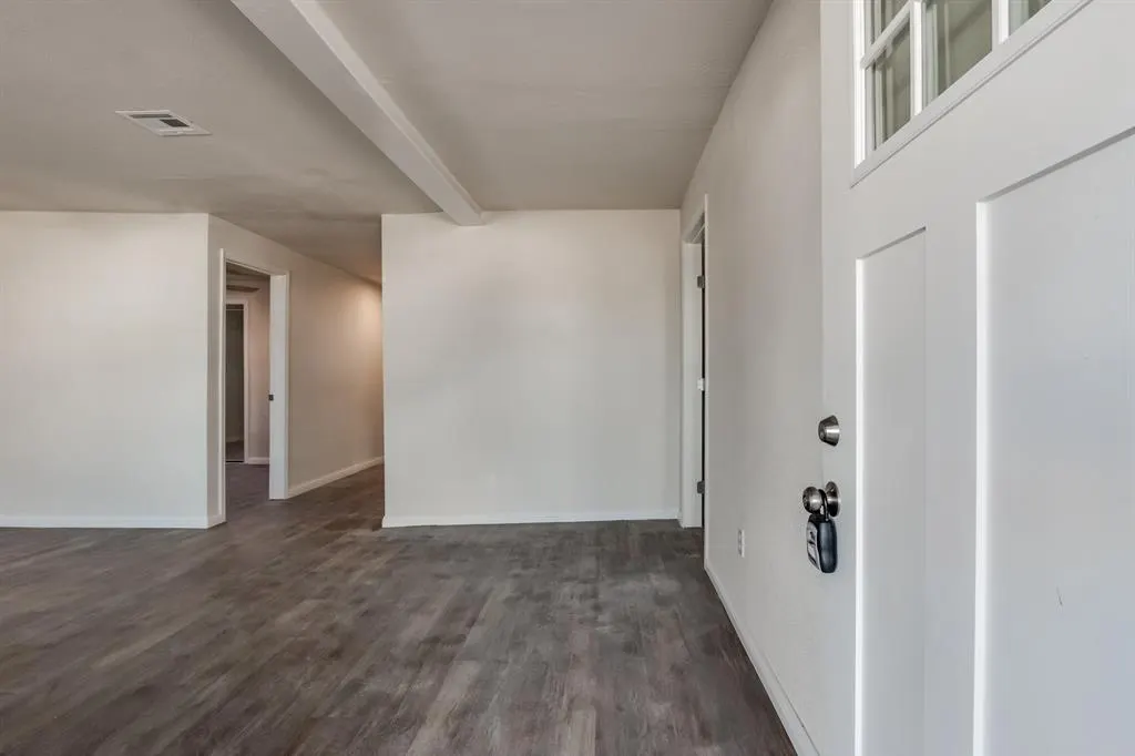 Photo 2 — 234 SE 50th Street, Oklahoma City, OK 73129