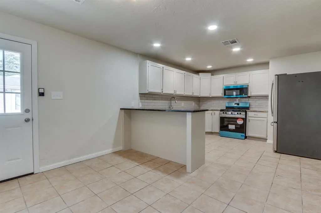 Photo 7 — 234 SE 50th Street, Oklahoma City, OK 73129