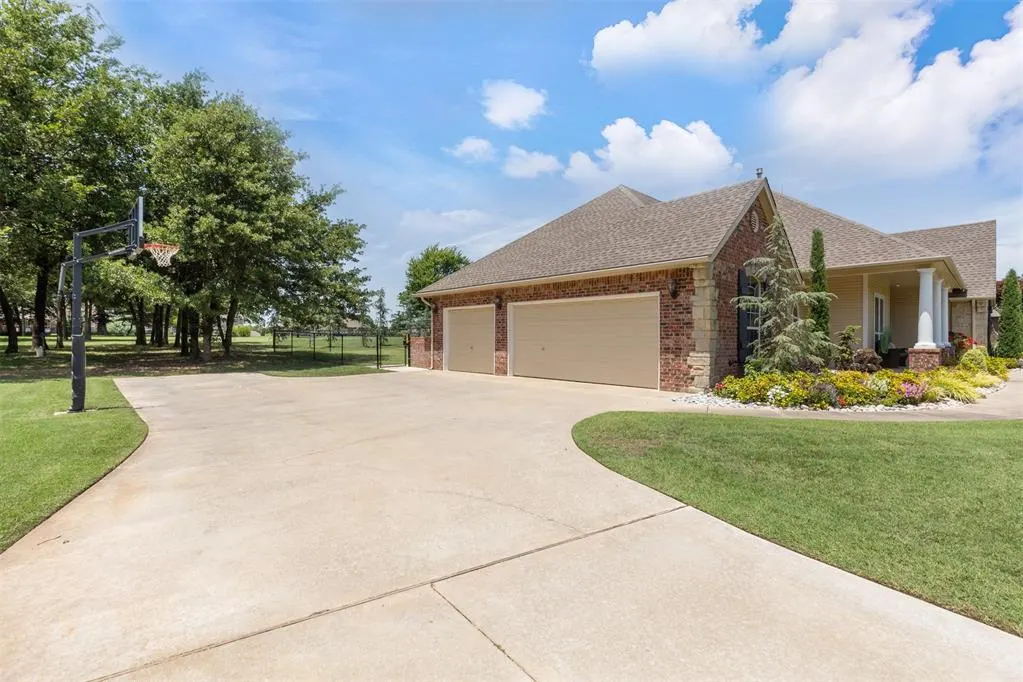 Photo 45 — 6485 Fawn Ridge, Jones, OK 73049