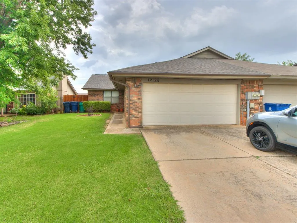 Photo 23 — 12128 N Dewey Avenue, Oklahoma City, OK 73114