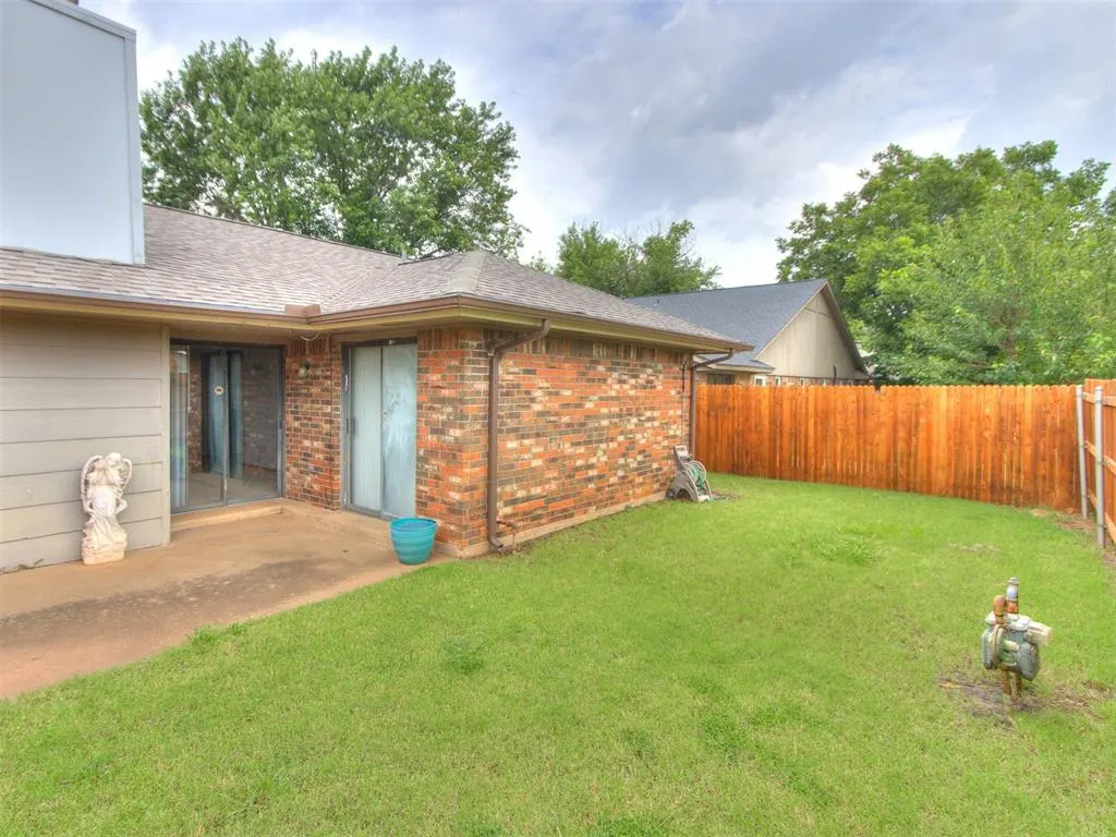 Photo 25 — 12128 N Dewey Avenue, Oklahoma City, OK 73114