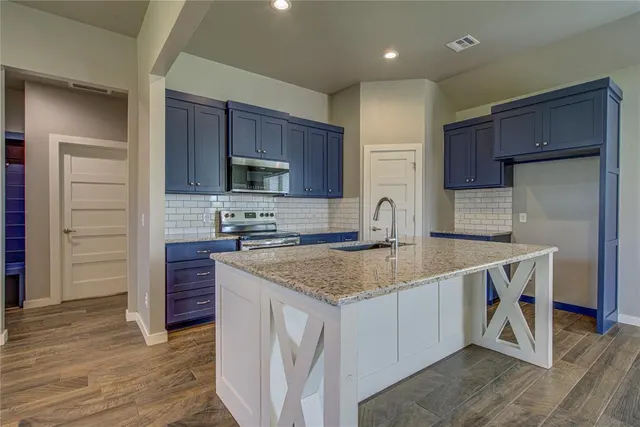 Photo 8 — 17341 290th Street, Washington, OK 73093