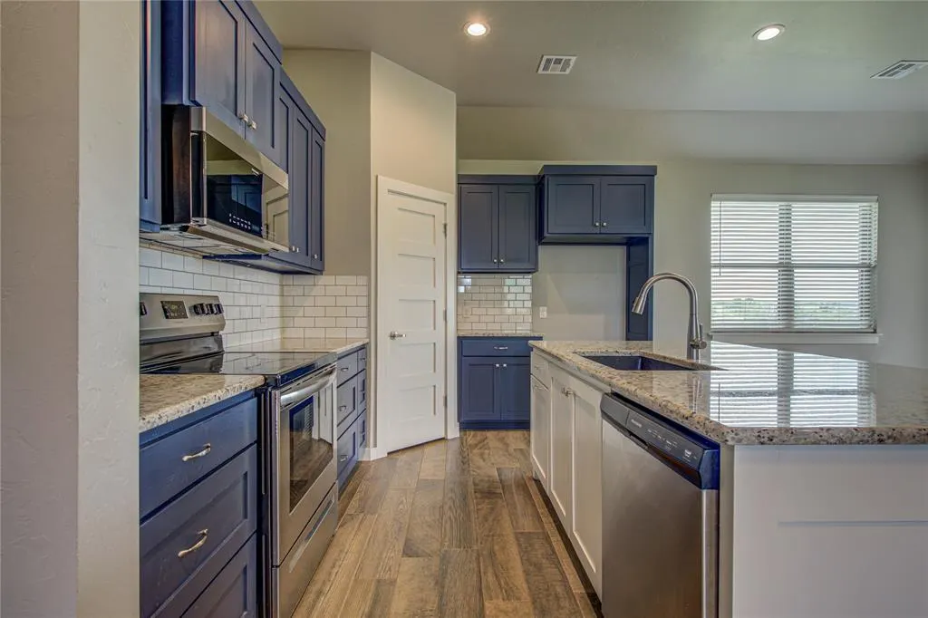 Photo 11 — 17341 290th Street, Washington, OK 73093