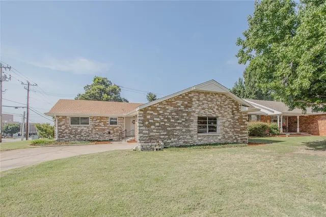 Photo 4 — 3700 NW 58th Terrace, Oklahoma City, OK 73112