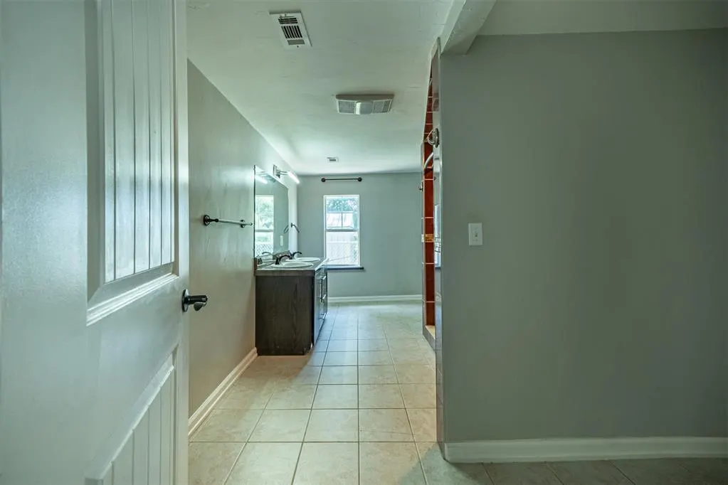 Photo 20 — 2518 N Adams Street, Enid, OK 73701