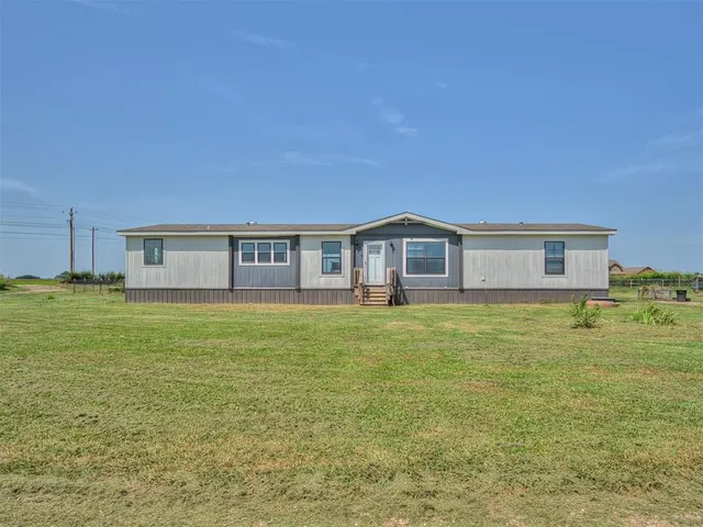 Photo 5 — 8025 Lewis Road, Lexington, OK 73051