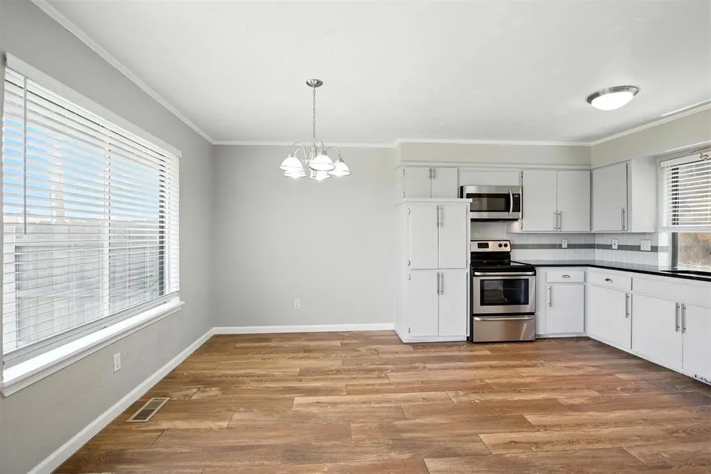 Photo 8 — 5832 Hefner Village Court, Oklahoma City, OK 73162