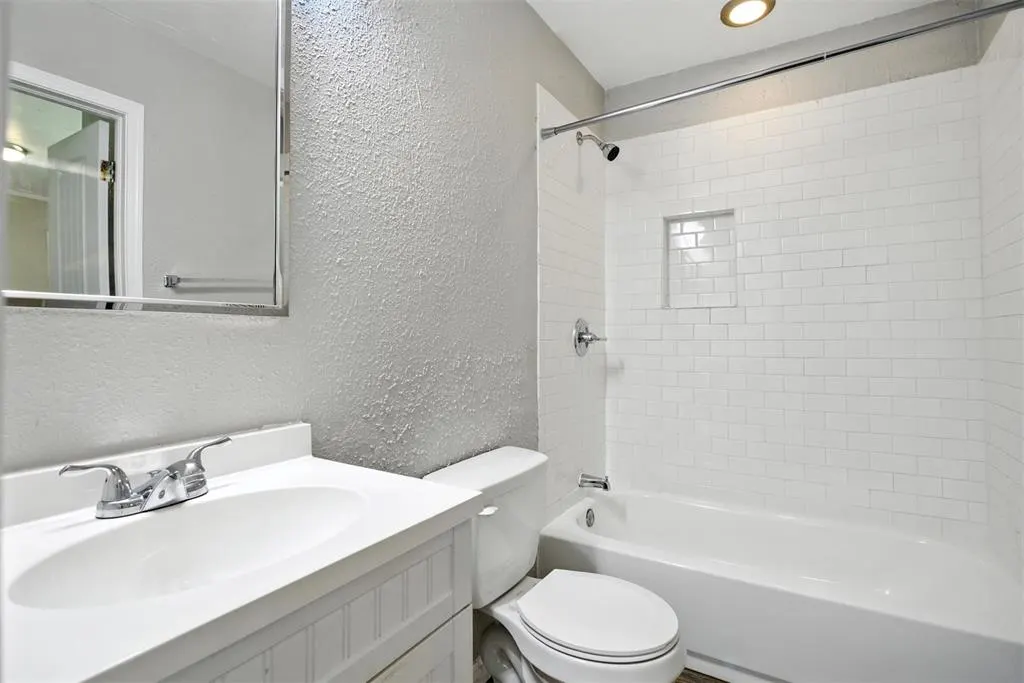 Photo 22 — 5832 Hefner Village Court, Oklahoma City, OK 73162