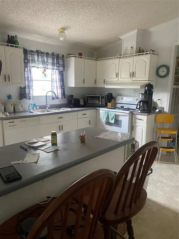 Photo 10 — 201 Indiana Avenue, Wewoka, OK 74884