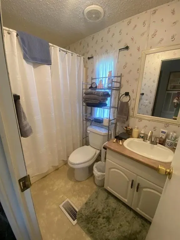 Photo 12 — 201 Indiana Avenue, Wewoka, OK 74884