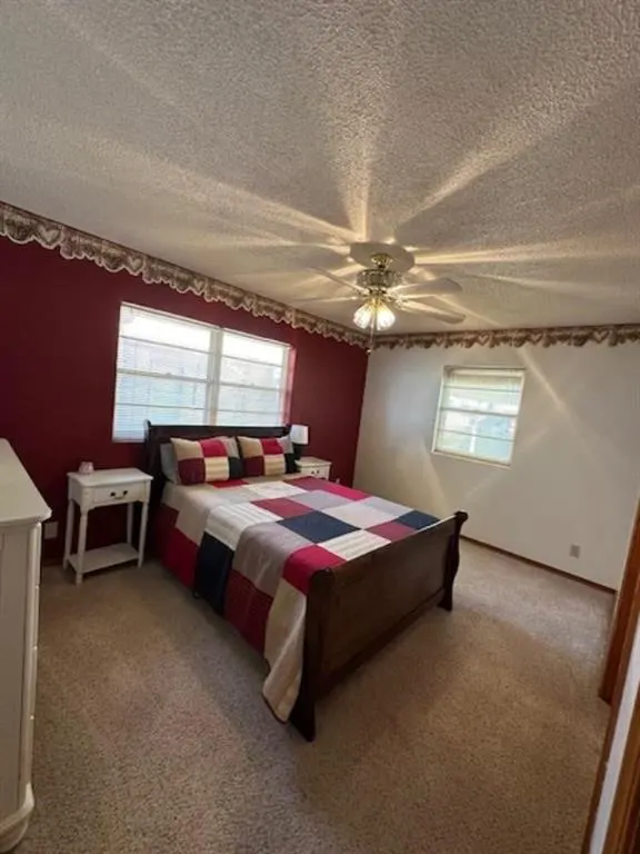 Photo 16 — 505 N Hill Street, Hobart, OK 73651