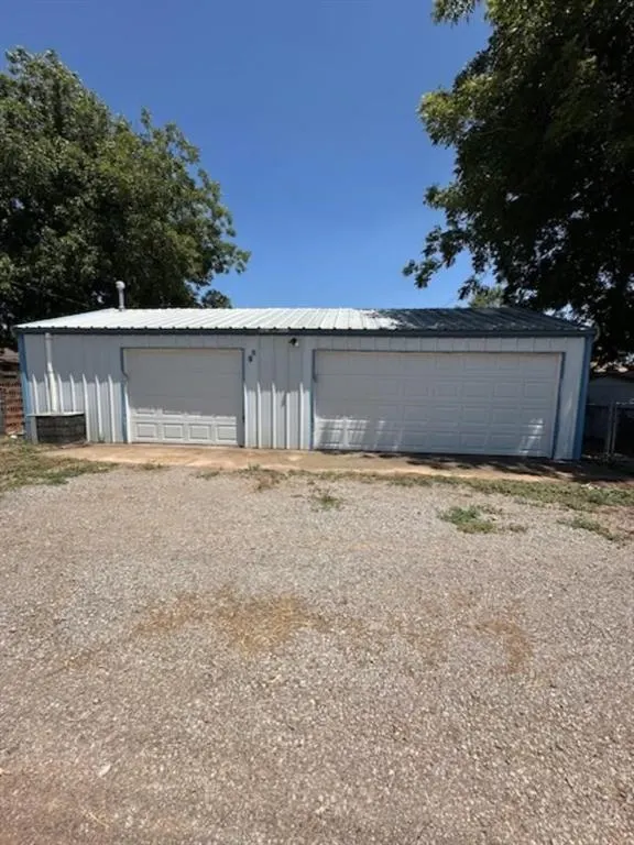 Photo 29 — 505 N Hill Street, Hobart, OK 73651