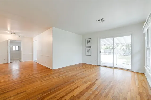 Photo 8 — 3205 NW 40 Street, Oklahoma City, OK 73112