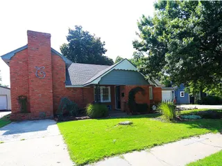 Sold home at 4604 N Donald Avenue