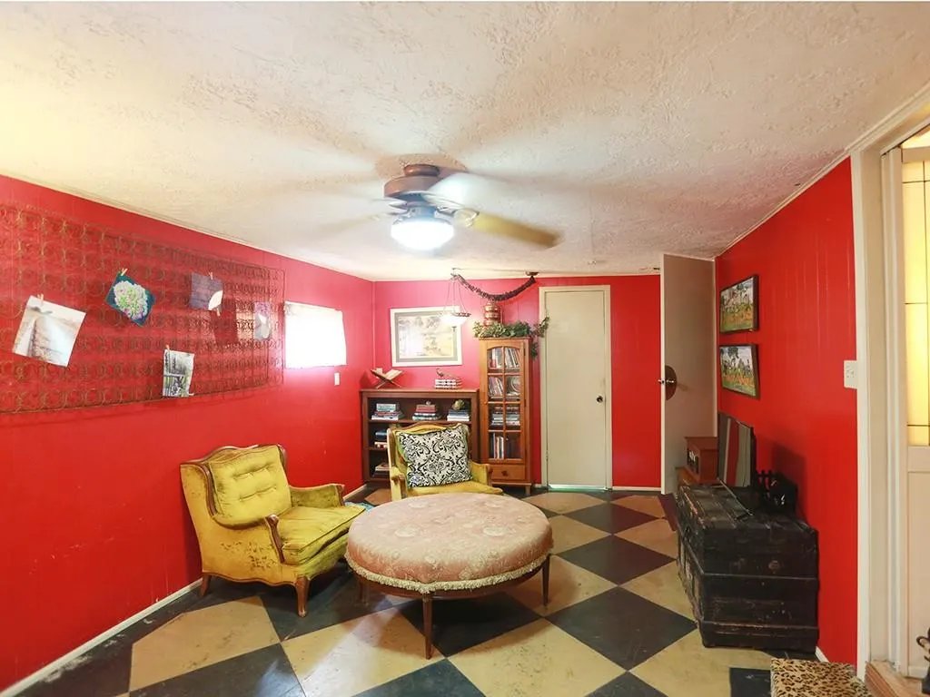 Photo 12 — 4604 N Donald Avenue, Bethany, OK 73008