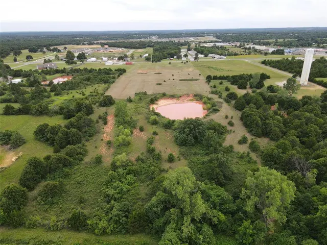 Photo 2 — 0000 SE 29th Street, Harrah, OK 73045