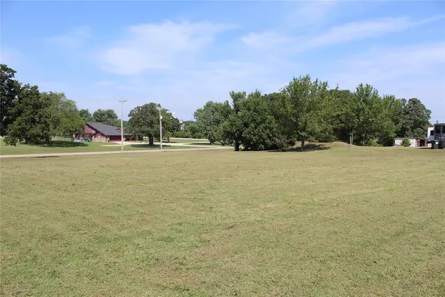 Photo 4 — 102 S Industrial Road, Chandler, OK 74834