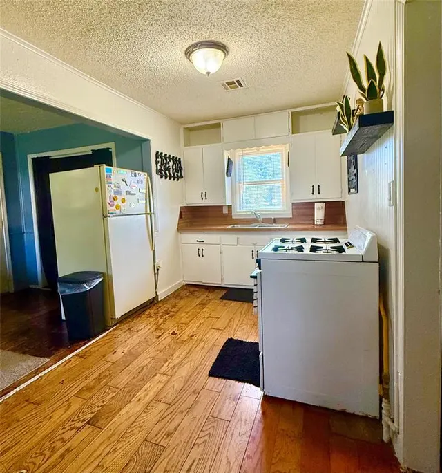 Photo 6 — 817 W B Avenue, Elk City, OK 73644