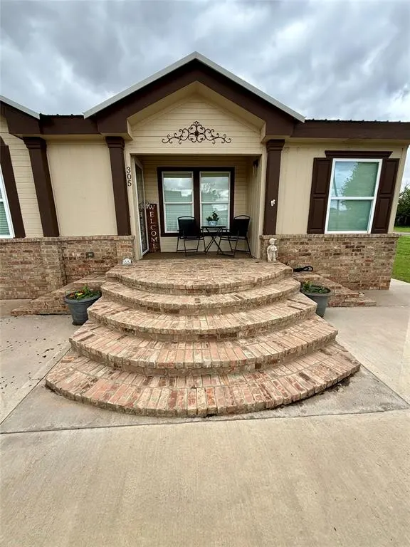 Photo 3 — 305 N GREER Avenue, Duke, OK 73532