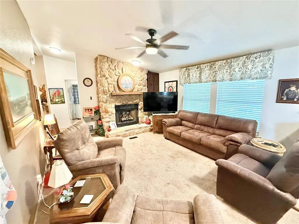 Photo 11 — 305 N GREER Avenue, Duke, OK 73532