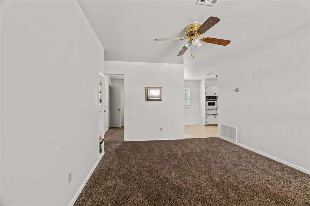 Photo 6 — 6305 Ashby Terrace, Oklahoma City, OK 73149