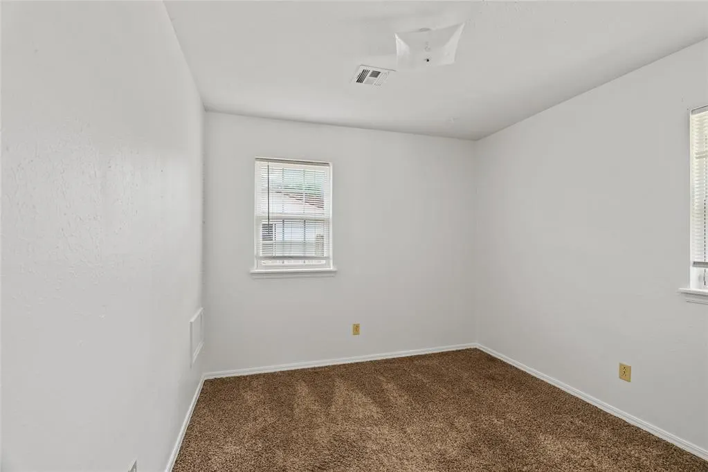 Photo 14 — 6305 Ashby Terrace, Oklahoma City, OK 73149