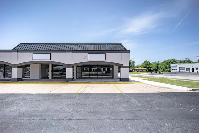 Photo 3 — 1050 N Flood Avenue 1050, Norman, OK 73069