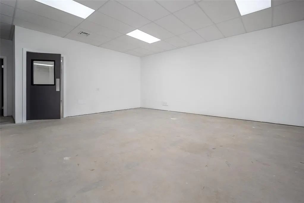 Photo 7 — 1050 N Flood Avenue 1050, Norman, OK 73069