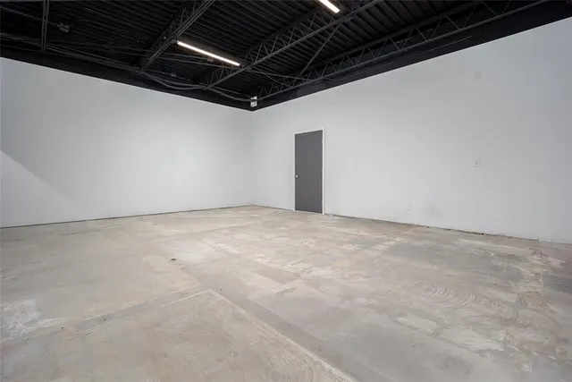 Photo 8 — 1042 N Flood Avenue 1042, Norman, OK 73069