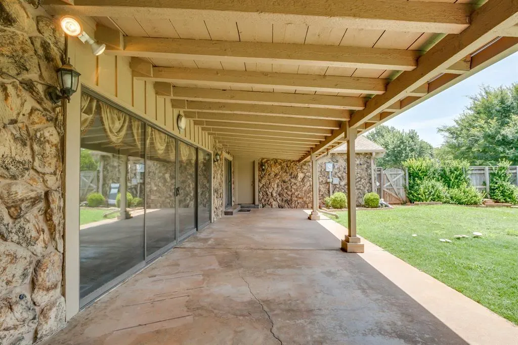 Photo 16 — 4436 Tamarisk Drive, Oklahoma City, OK 73120
