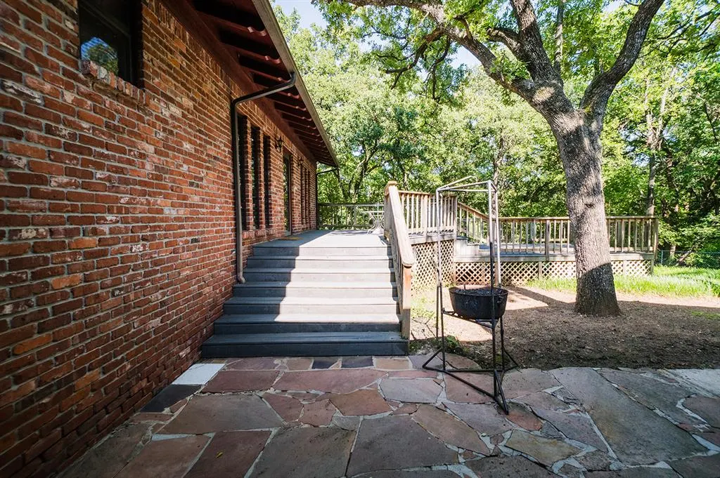 Photo 8 — 102 Twin Oaks, Pauls Valley, OK 73075