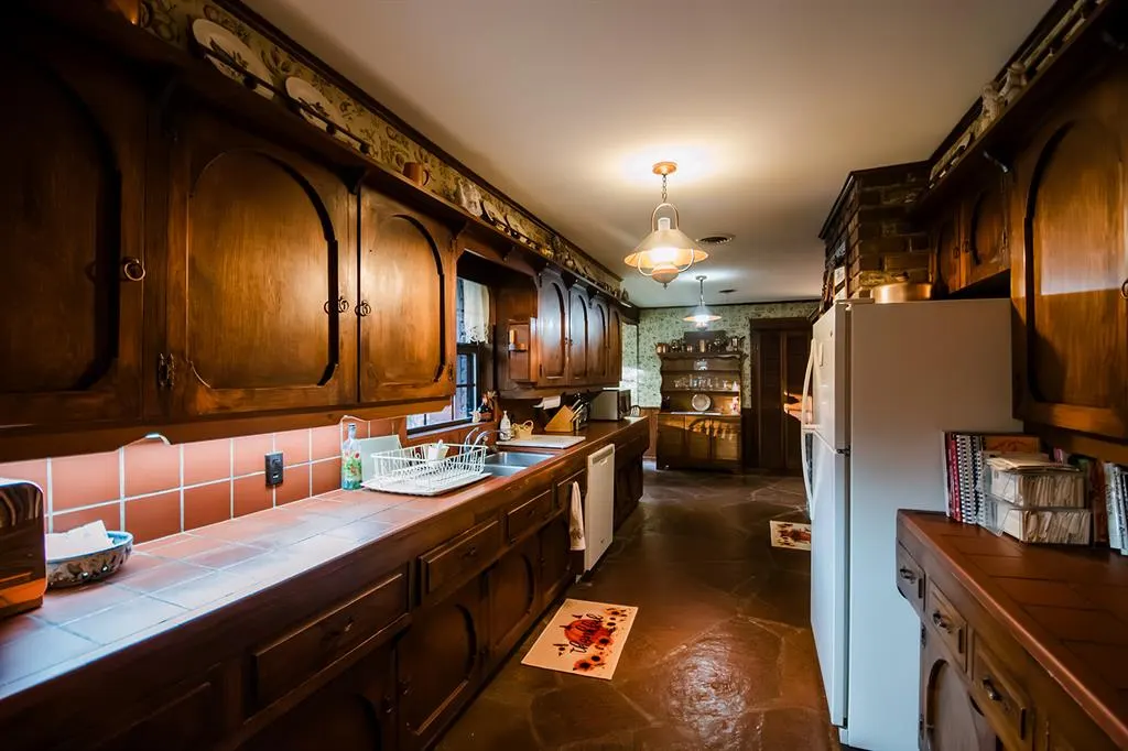 Photo 30 — 102 Twin Oaks, Pauls Valley, OK 73075