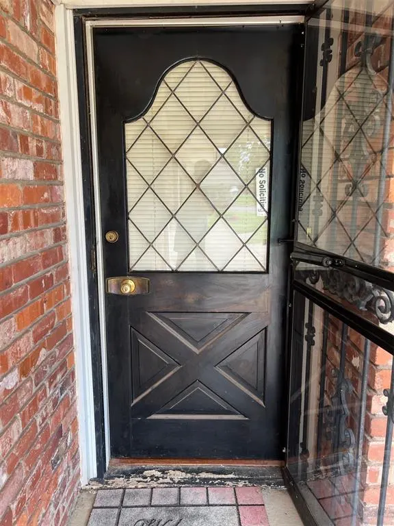 Photo 2 — 2325 NW 47 Avenue, Oklahoma City, OK 73112