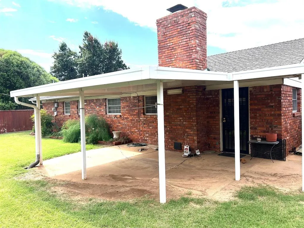 Photo 21 — 2325 NW 47 Avenue, Oklahoma City, OK 73112