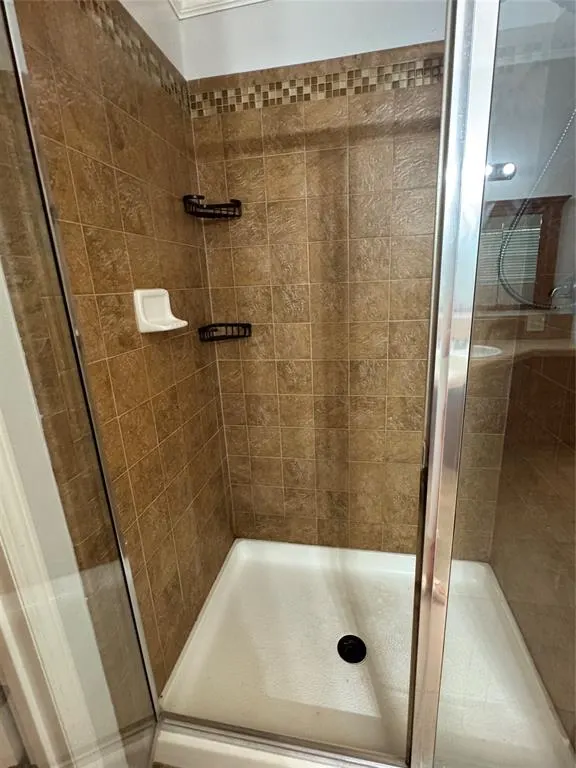 Photo 22 — 12136 Woodland Hills Drive, Oklahoma City, OK 73131
