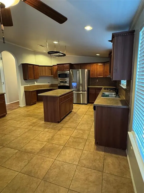 Photo 28 — 12136 Woodland Hills Drive, Oklahoma City, OK 73131