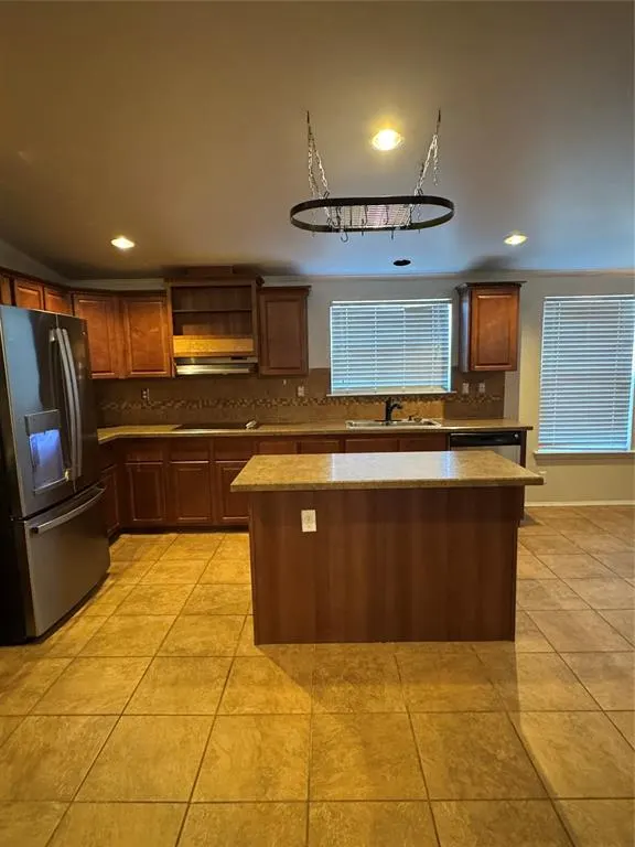Photo 32 — 12136 Woodland Hills Drive, Oklahoma City, OK 73131